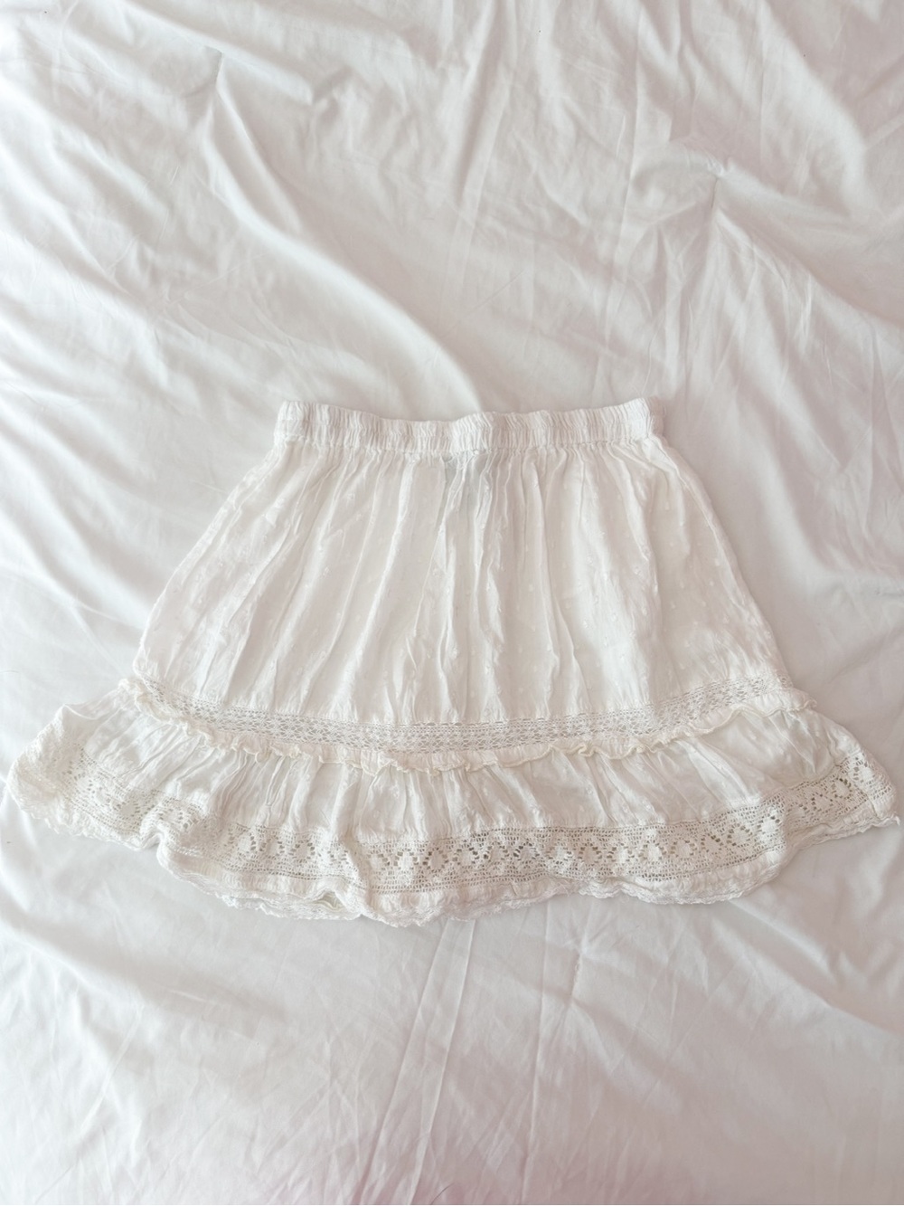 Angie White Embroidered Ruffle Skirt Size Small